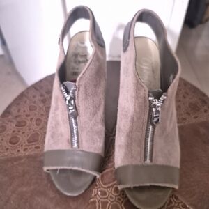 Donald J. Pliner Tan and Brown Mules with Zipper